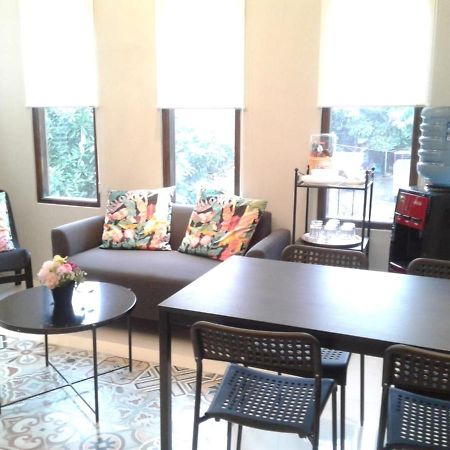 Sabi Guest House - Strategic Family -Married Couples Only- Hostel In Prawirotaman يوغياكارتا المظهر الخارجي الصورة