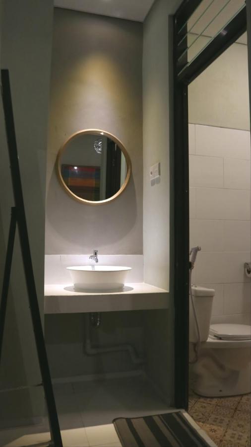 Sabi Guest House - Strategic Family -Married Couples Only- Hostel In Prawirotaman يوغياكارتا المظهر الخارجي الصورة