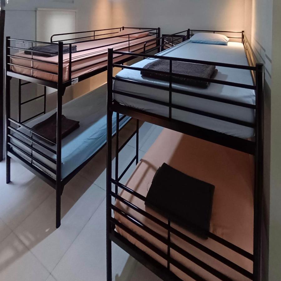 Sabi Guest House - Strategic Family -Married Couples Only- Hostel In Prawirotaman يوغياكارتا المظهر الخارجي الصورة