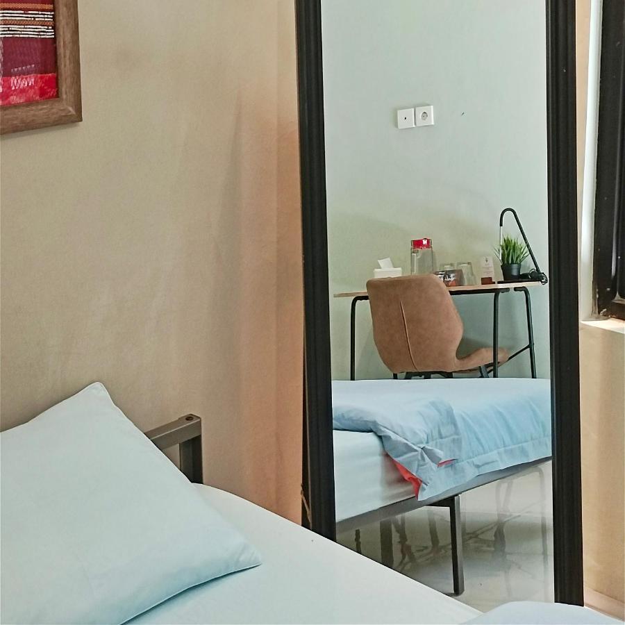 Sabi Guest House - Strategic Family -Married Couples Only- Hostel In Prawirotaman يوغياكارتا المظهر الخارجي الصورة