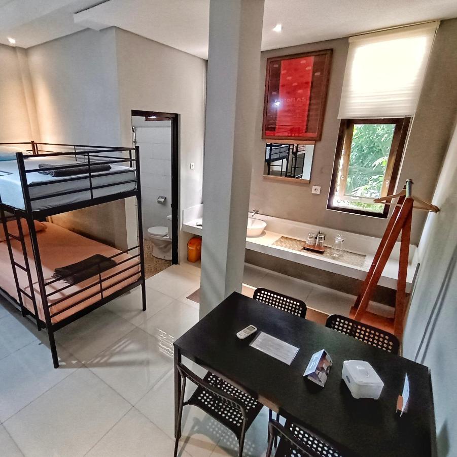 Sabi Guest House - Strategic Family -Married Couples Only- Hostel In Prawirotaman يوغياكارتا المظهر الخارجي الصورة