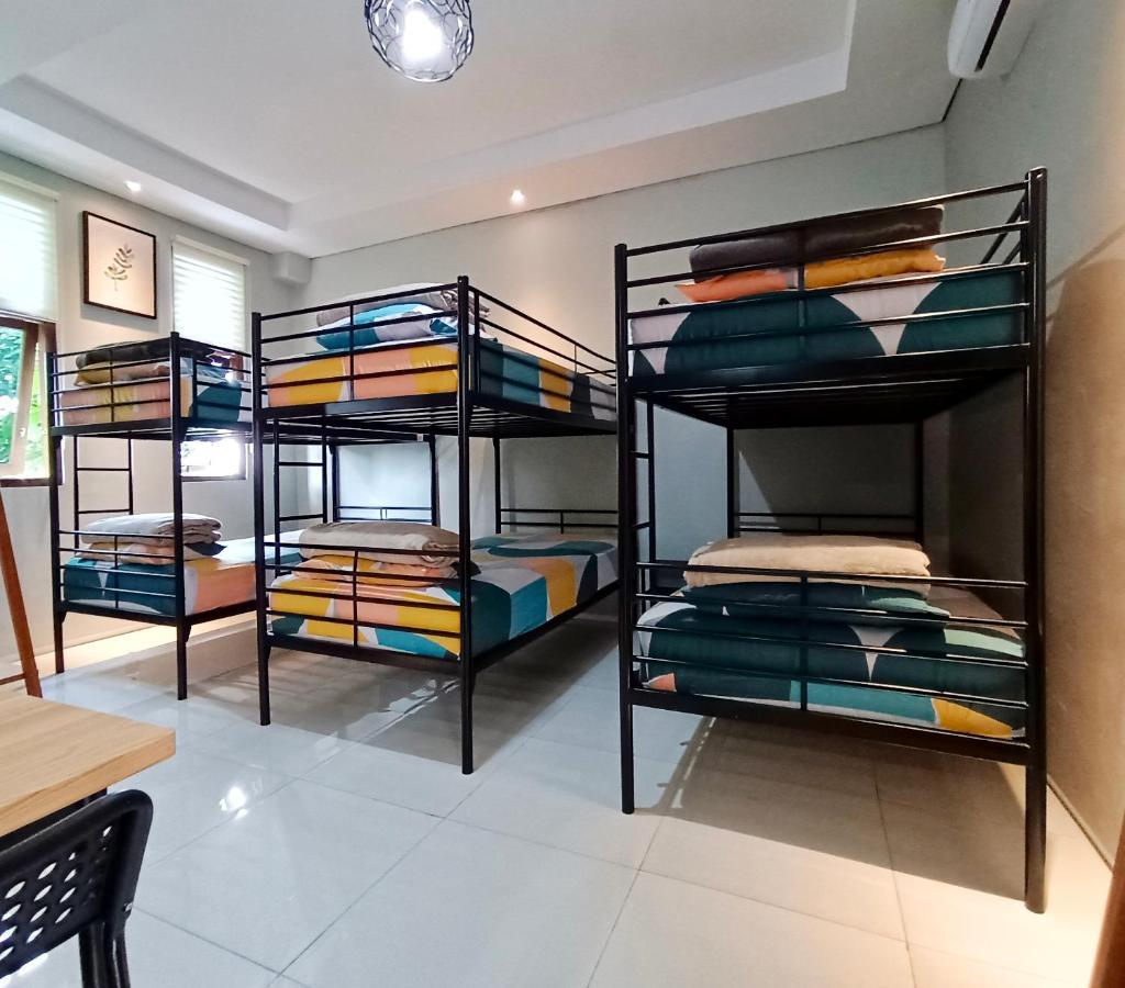 Sabi Guest House - Strategic Family -Married Couples Only- Hostel In Prawirotaman يوغياكارتا المظهر الخارجي الصورة
